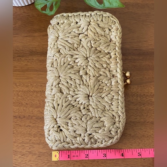 ♦️SOLD♦️ Stella McCartney Minaudière Wheat Gold Tan Crochet Kiss-Lock Clutch - Picture 16 of 17